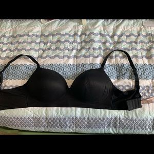 Victoria’s Secret 36DD Black Bra